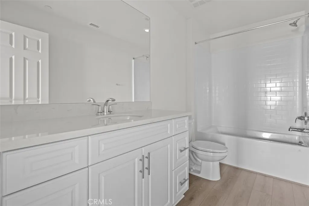 27365 Dunite Drive, Perris, California 92571 home-pic-6